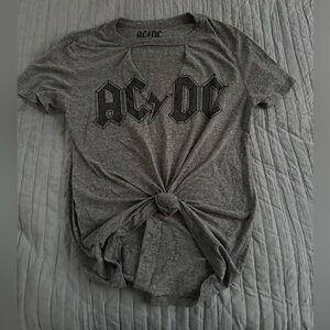 ACDC Women’s Neck Choker T-Shirt Size M